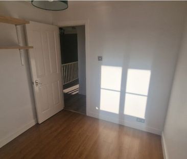 Room in a Shared House, Conyers Road, SW16 - Photo 4