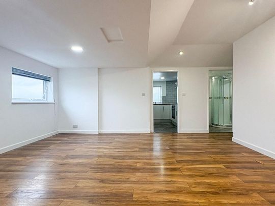 2 bedroom detached bungalow to rent - Photo 1