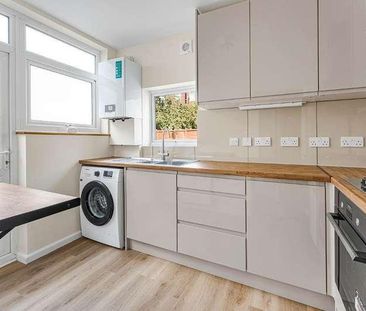 Rothesay Avenue, London, SW20 - Photo 6