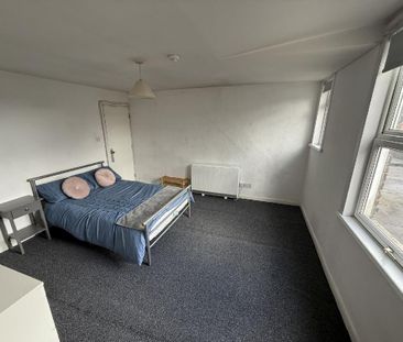 4 bedroom house to rent - Photo 4