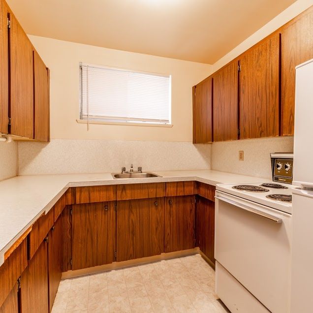 Unit 13 - Photo 1
