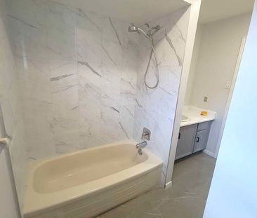 For Lease - 98 Buchanan Street Unit# Upper, Barrie, Ontario - Photo 1