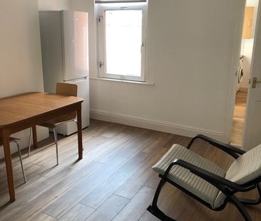 3 Bed Terraced House, Battenberg Road, LE3 - Photo 4