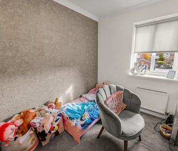 2 bedroom terraced house to rent - Photo 4