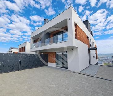 Casa tip duplex, 193 mp utili, situata in cartierul Voronet! - Fotografie 3