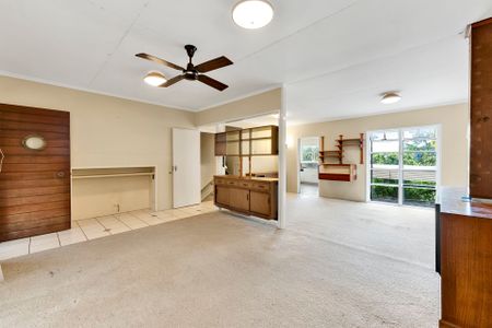 38 Sussex Street, Toowong. - Photo 3