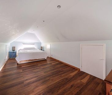 4 bedroom semi-detached house to rent - Photo 4