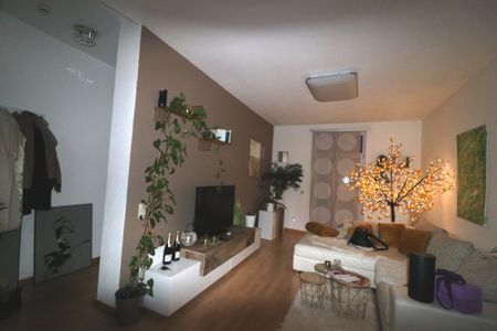 * MAISONETTE-PERLE MIT BALKON UND GARTENNUTZUNG! 2 Zi.-Whg. in Oppum * - Foto 5