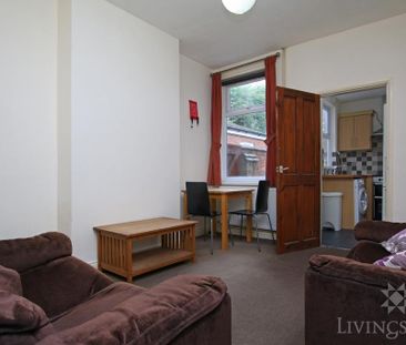2 bedroom terraced house to rent - Photo 4