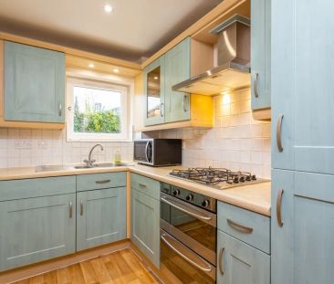 2 bedroom flat to rent - Photo 5