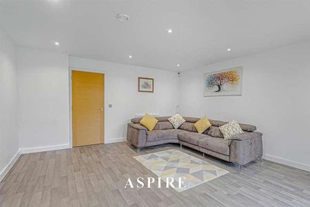 Cheshire Walk, Basildon, SS14 - Photo 3