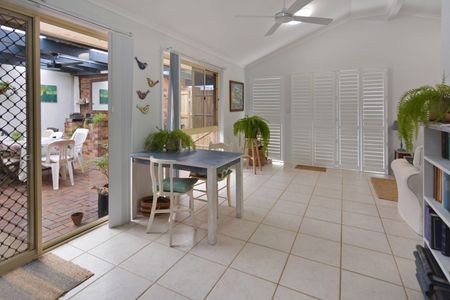 A charming 3-bedroom house in Bli Bli- Lease on Periodic basis. - Photo 3
