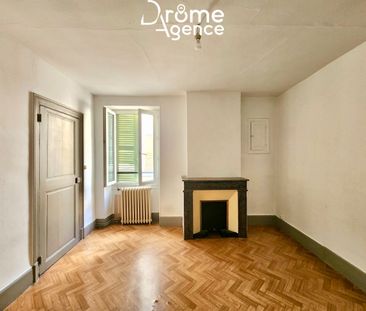 Location Appartement 3 pièces 91m² VALENCE 26000 - Photo 4