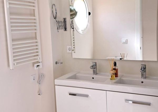 Spacious ground floor for rent with a pool and garden in Javea Arenal LONG TERM