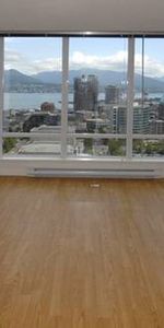 33rd floor - 2 bed & den, 2 bath - TV Towers - Photo 4