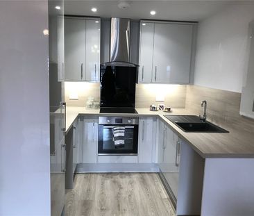 2 bedroom apartment to rent - Photo 3