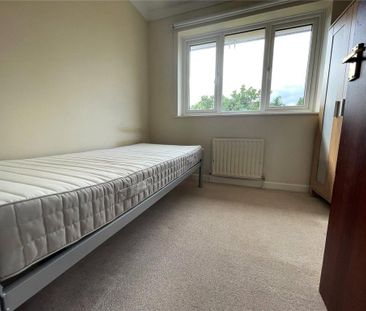 5 bedroom detached house to rent - Photo 4