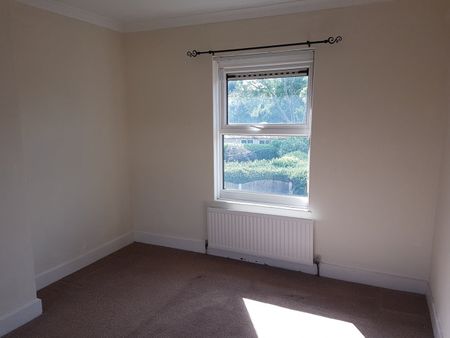 2 Bed Semi-Detached House, Dagnam Road, S2 - Photo 2