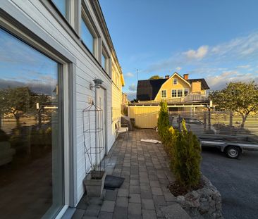 Cervins väg, Spånga - Photo 1