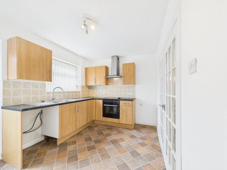 2 bedroom terraced house to rent - Photo 2