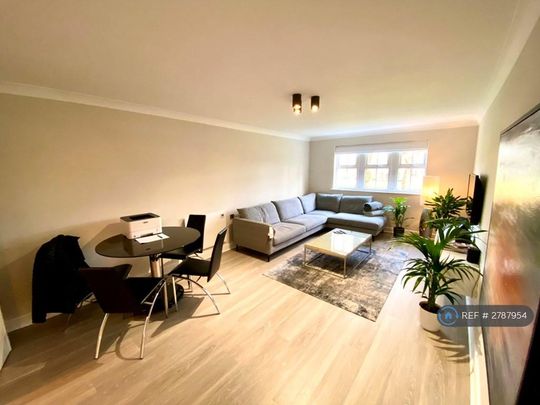 2 bedroom flat to rent - Photo 1