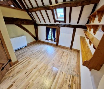 3 bedroom terraced barn conversion to rent - Photo 1