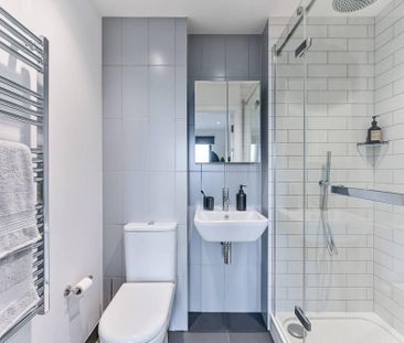 3 bedroom flat to rent - Photo 5