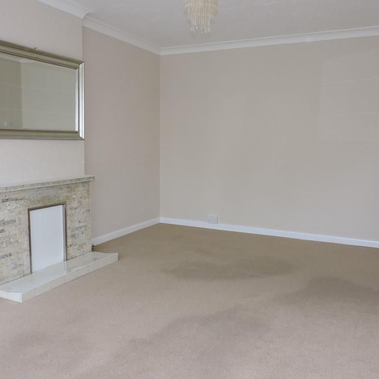 2 bedroom semi-detached bungalow to rent - Photo 1