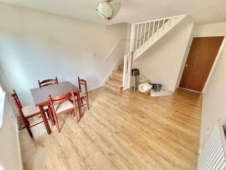 Tintagel Close, Thornhill, Cardiff, CF14 - Photo 2