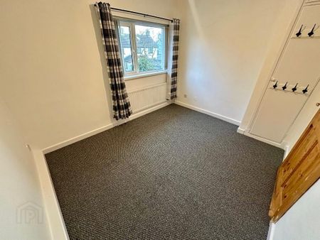 12 Margaret Avenue, Ballyclare, BT39 9HW - Photo 2