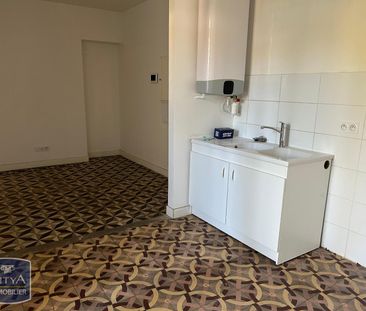 Location Appartement 4 pièces 68m² ORANGE 84100 - Photo 4