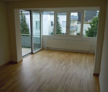 Living in a natural environment - Photo 1