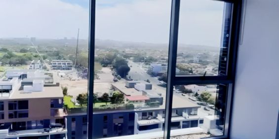 2 Studio EASTGARDENS, Sydney - Photo 3