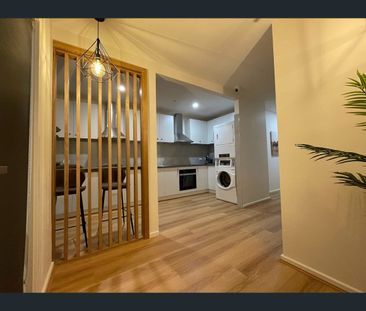1/11 Crowe Street, Hoppers Crossing, Vic 3029 - Photo 3