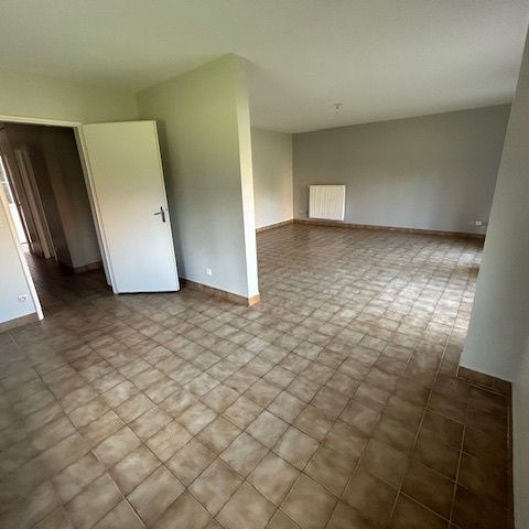 Location Maison 7 pièces 142m² GRAVELINES 59820 - Photo 1