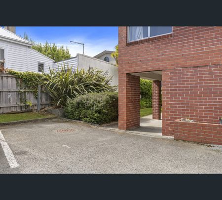 7/43 Regent Street, Sandy Bay, Tas 7005 - Photo 2