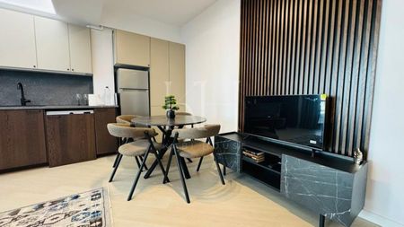 |Apartament 2 Camere Premium in Cortina North |Vedere Curte Interioara I - Fotografie 5