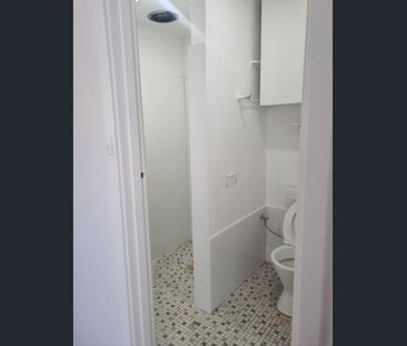 Comfortable 1x1 Granny flat in a Rural Setting - Photo 5