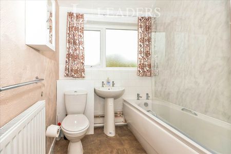 3 bedroom house to rent Melrose Close, Stamford, PE9 - Photo 5