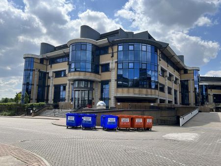 Studio to rent - Photo 5