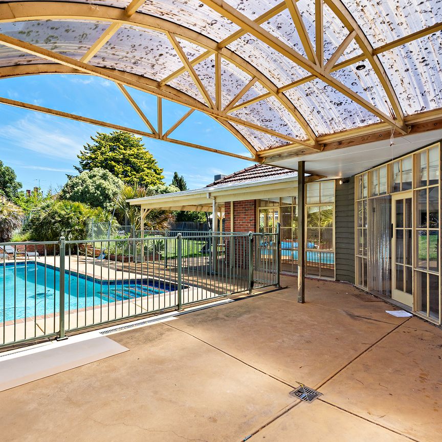 18 Jervis Street, Camberwell VIC 3124 - House For Rent | Domain - Photo 1