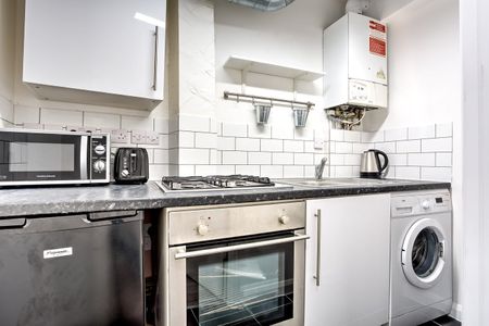 Room in a Shared Flat, Newington Butts, SE11 - Photo 5