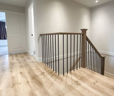 Beautifully Designed 4 Bed Home In Maple Ridge With Double Garage &... - Photo 1