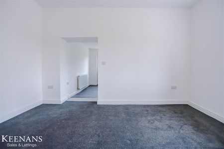 Burnley Road, Clowbridge, Burnley - Photo 2