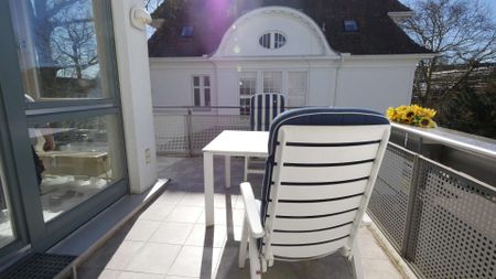 **Möblierte 2-Zimmer-Wohnung in begehrter Lage im Zooviertel mit Balkon und Tiefgaragenstellplatz** - Photo 2