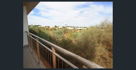 SOUGHT AFTER LOCATION - FULLY FURNISHED - Photo 5