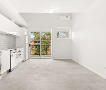 Modern Airy Studio Apartments In The Hub Of Summer Hill - Photo 1