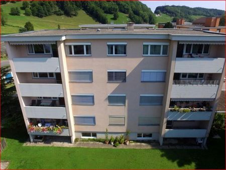 Helle und grosse 3.5Zi Wohnung mit Balkon - Photo 3