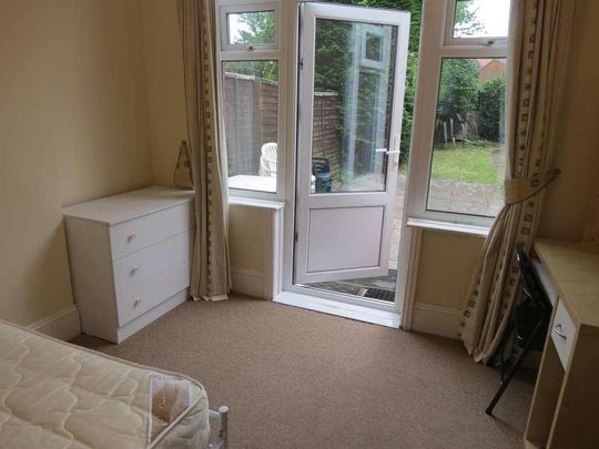 Bedroom Detached House In Winton, BH9 - Photo 1