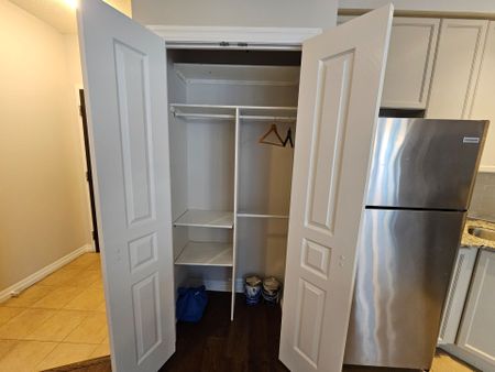 For Lease - 225 webb Drive Unit# 406, Mississauga, Ontario - Photo 4